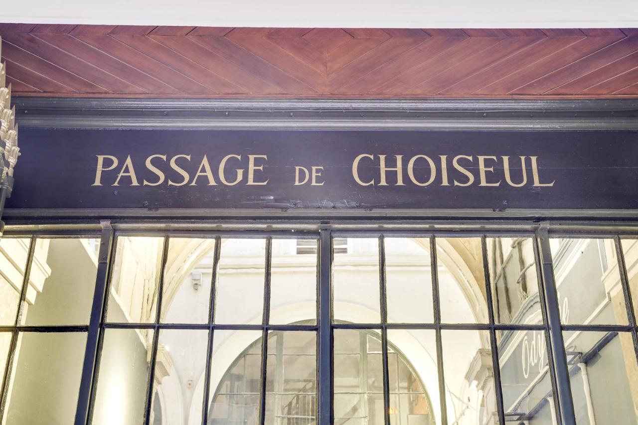 Ultra Historical Parisian Flat - Louvre * Paris